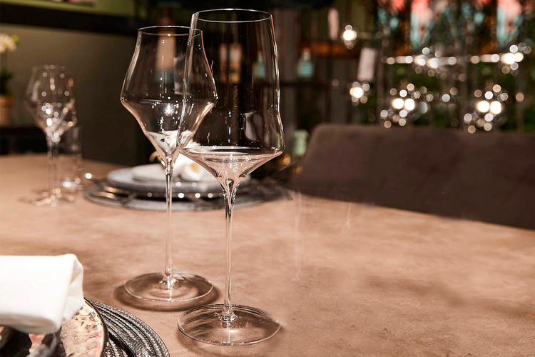 Vivienne Wine Glass Collection
